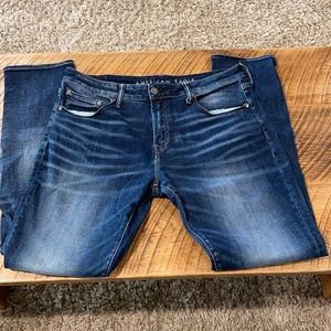 American eagle athletic men’s jeans